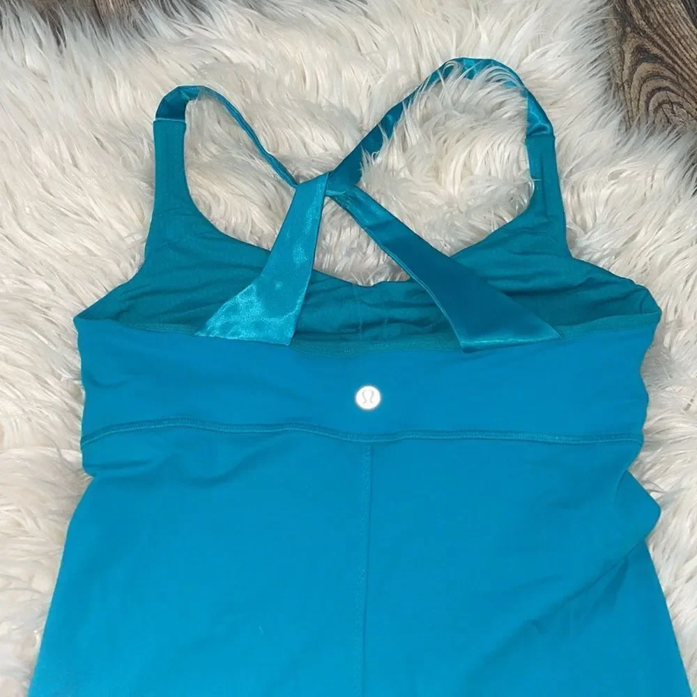 Lululemon Turquoise Blue Tank Back Criss Cross Straps Zig Zag Stitch - Picture 3 of 5
